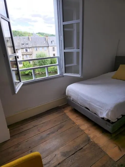 Hébergement de vacances Villa Au Pont Vieux 9 Personnes à Espalion