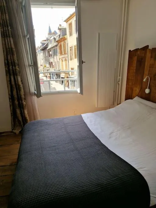 Villa Au Pont Vieux 9 Personnes à Espalion