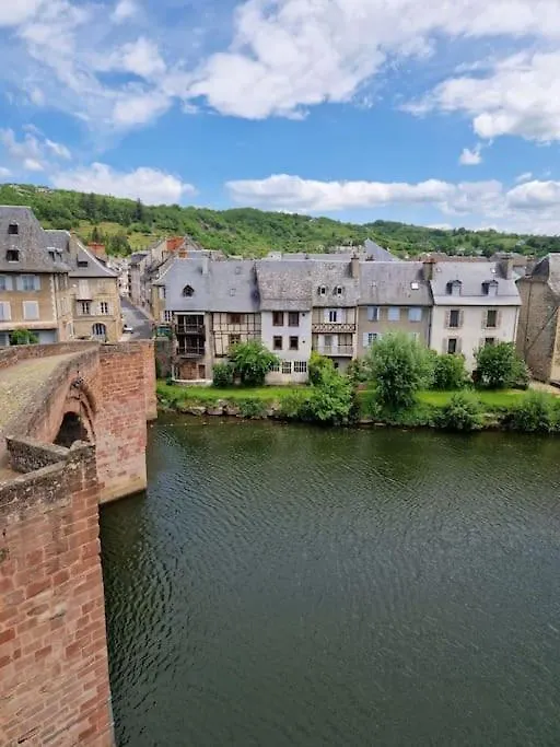 Hébergement de vacances Villa Au Pont Vieux 9 Personnes à Espalion France