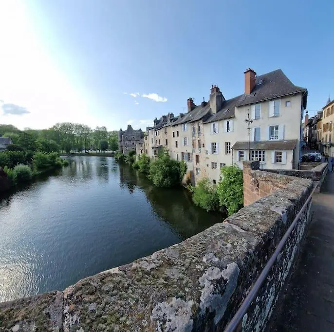 Villa Au Pont Vieux 9 Personnes à Espalion France